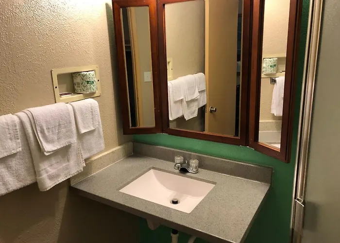 Midtown 2* Springfield
